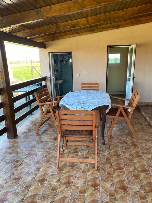 Vand casa de vacanță