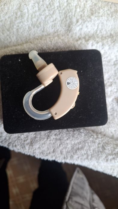 Продам слуховой аппарат