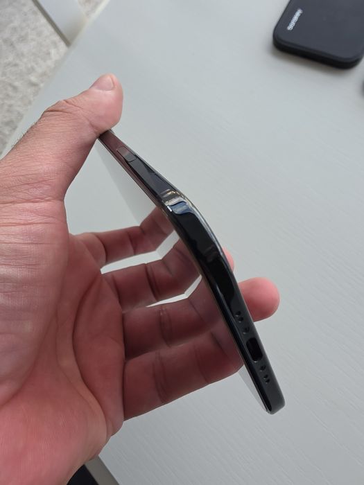 Vând iPhone 17 air 256gb