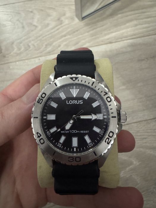 Ceas LORUS  , stare foarte buna!