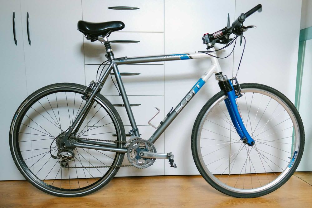 Bicicleta Scott Atacama Pro - roti 28" , Full LX, , 3x9 viteze , trekking-bike cu piese foarte bune