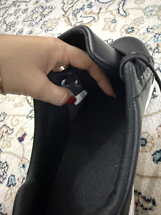 Новые мужские кроссовки