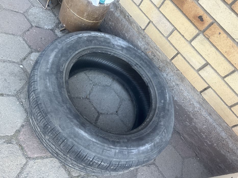 Продам баллон  235/65/17