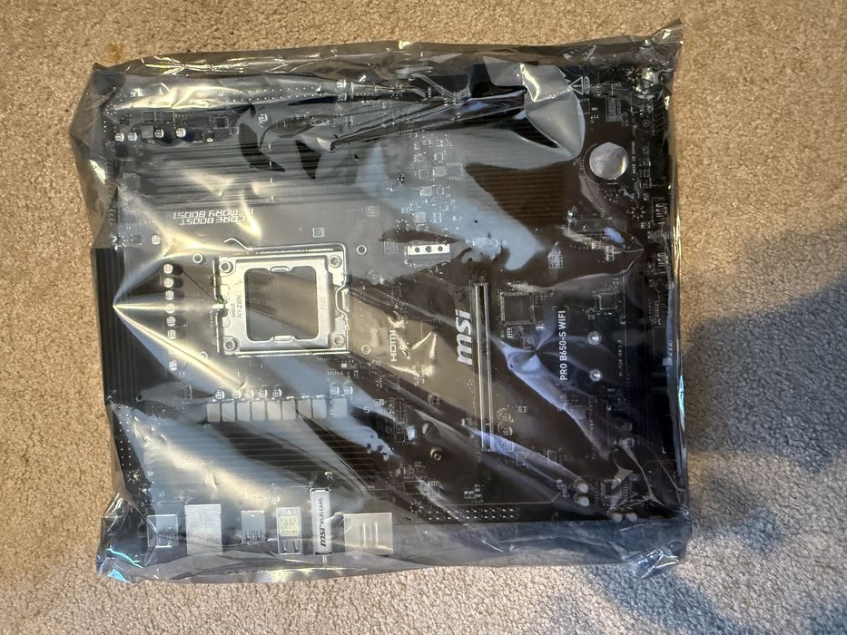 Placa de baza MSI PRO B650-S WIFI