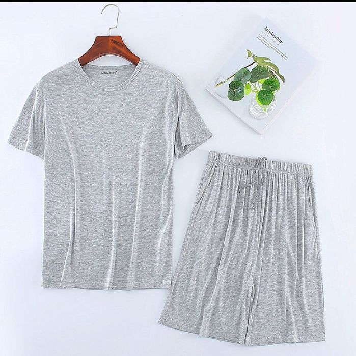 Erkaklar pijamalar Xitoydan keladi