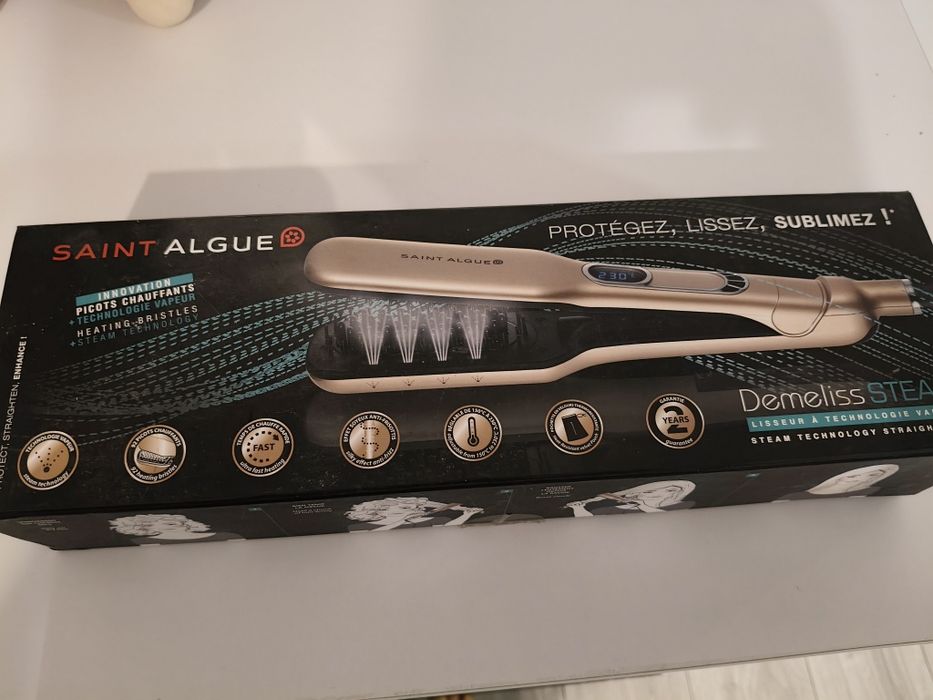 Perie îndreaptă parul cu aburi