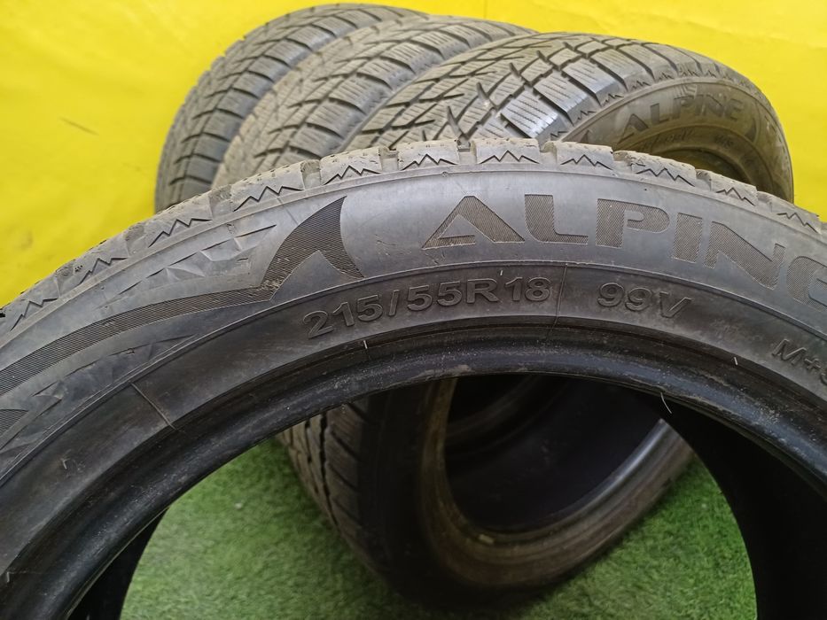 Шины 215 55 R18 RADAR комплект