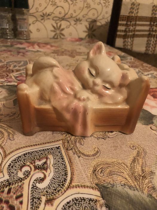 Bibelouri modele foarte vechi  deosebite  super pret