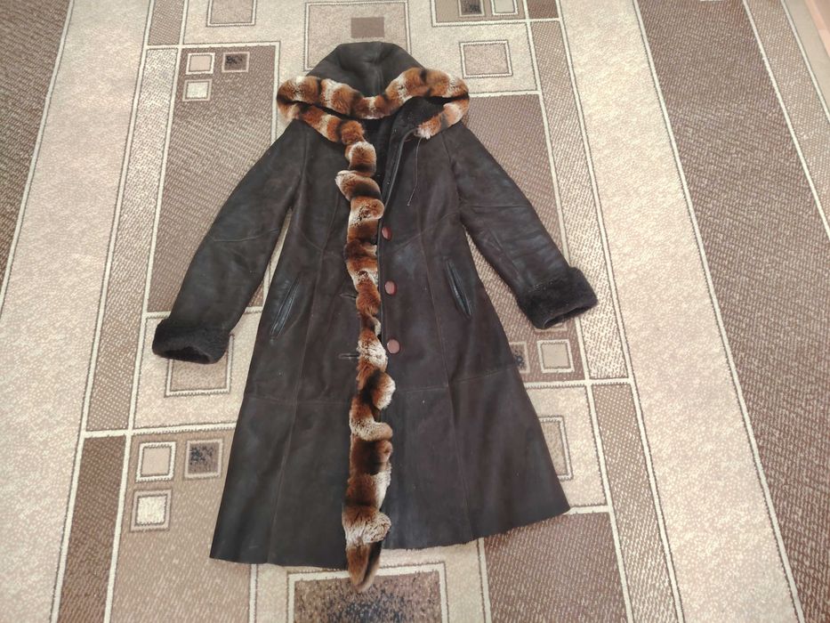 Продам длинную дубленку