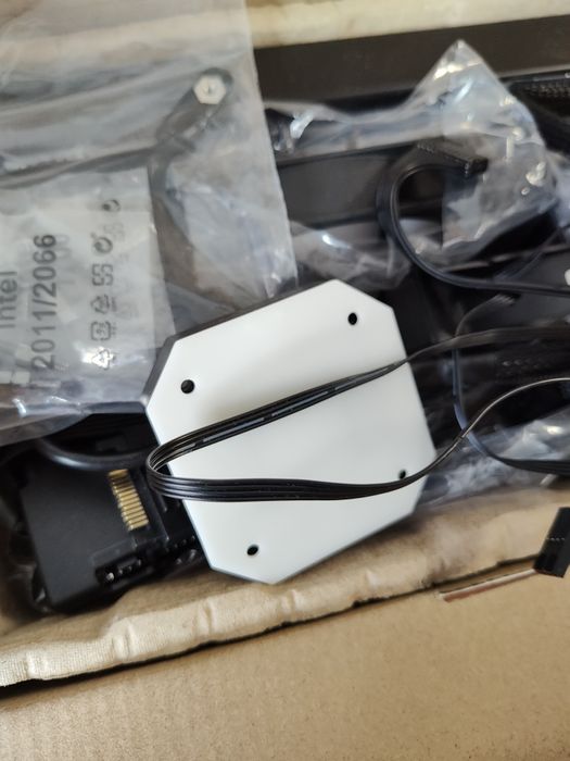 Cooler procesor Corsair Icue H170i Elite Capellix XT ,420MM,nou ,disp.