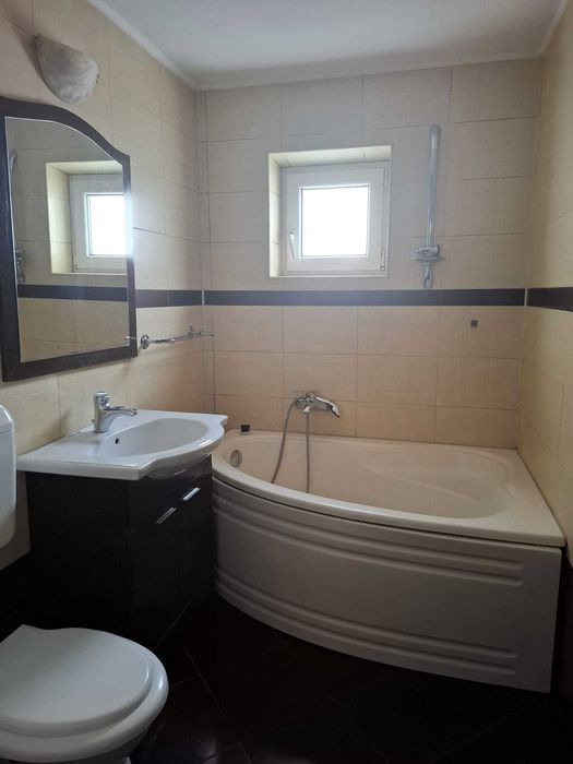 Inchiriere apartament 3 camere, Racadau