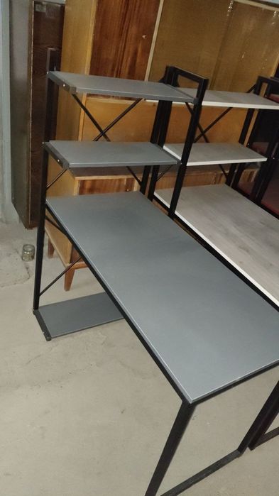 Компьютерный стол, стил лофт.