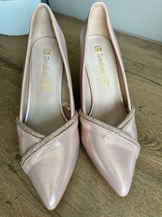 Дамски обувки розово злато