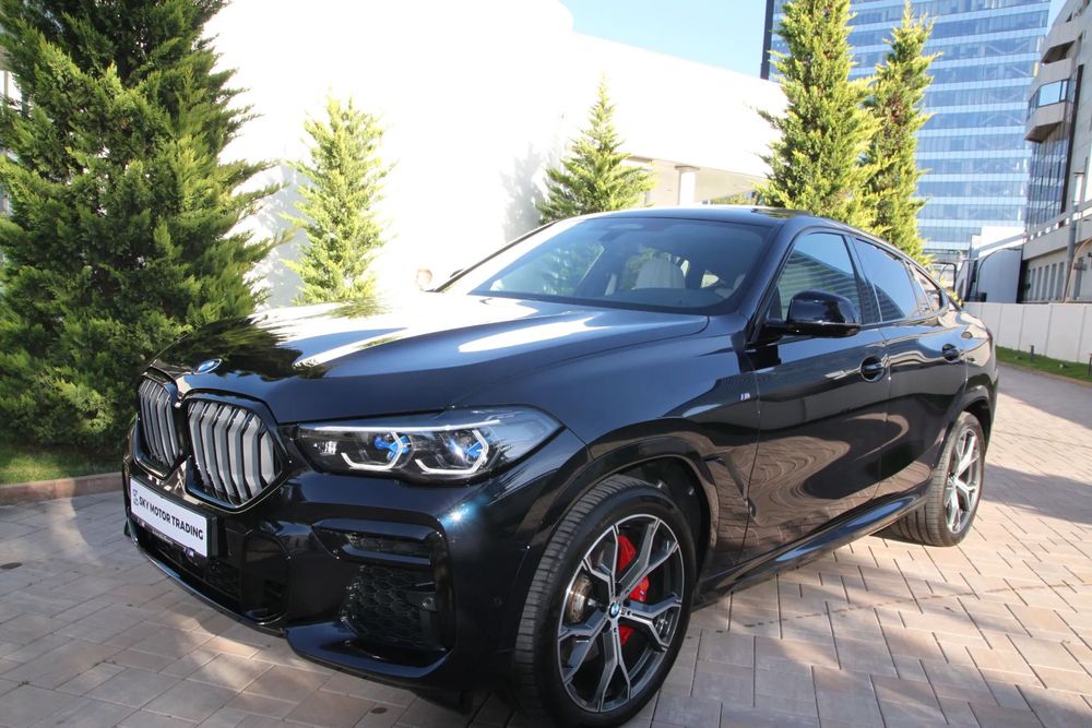 BMW X6 Msport Bmw Individual/ Sky L/ Iconic Glow/ Laser/ Sof Cl/ HUD&360/ TVA