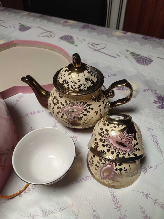 Подарочный чайный сервиз.