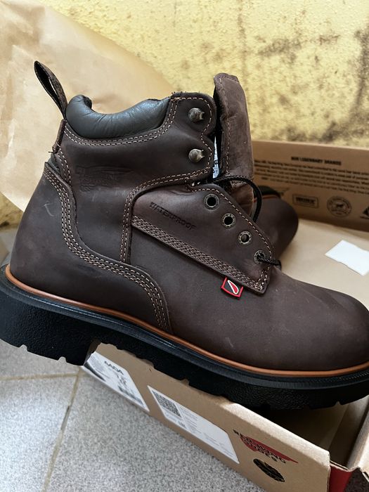 Продается спец ботинки зимняя