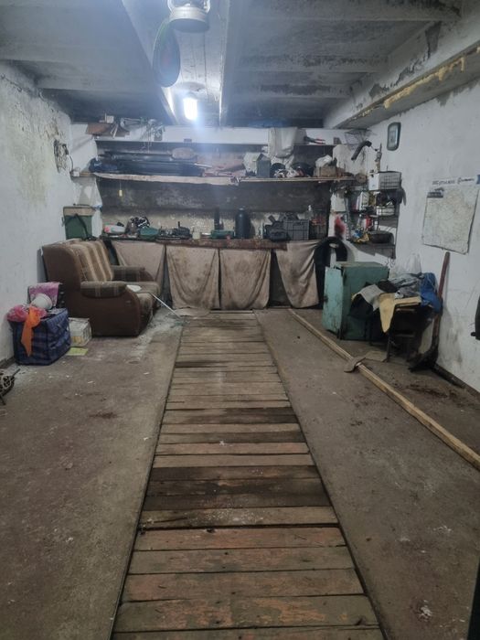 Продам гараж г/о Профтех