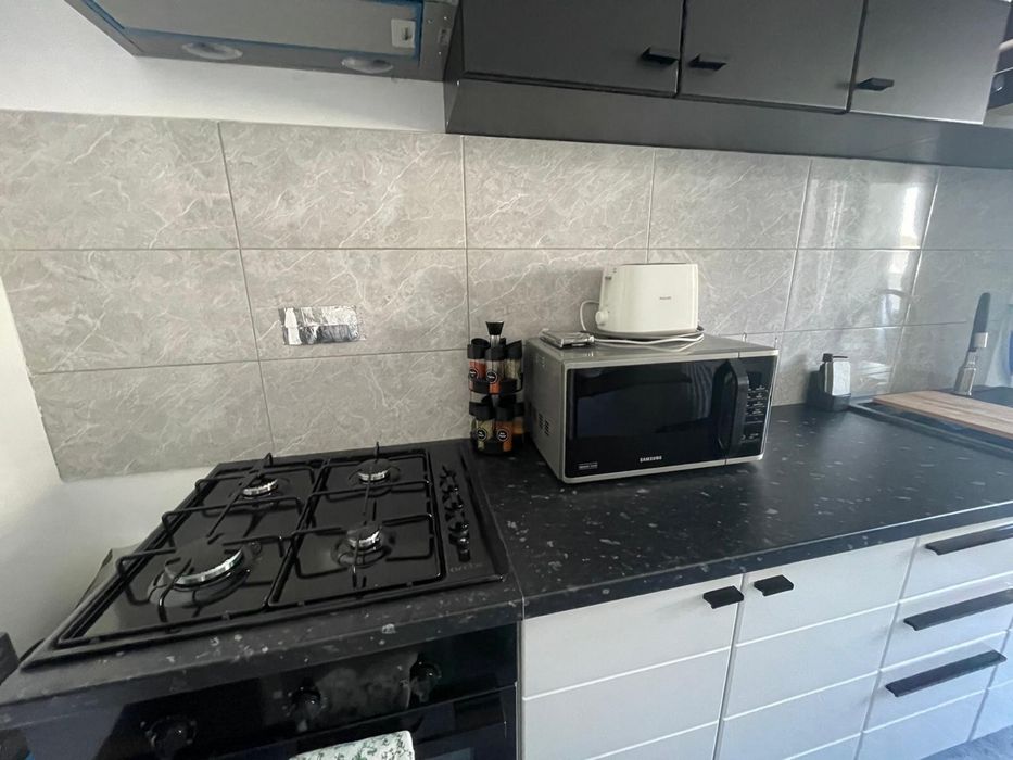 Inchiriez garsoniera Str.Soarelui nr.27 Militari Resident