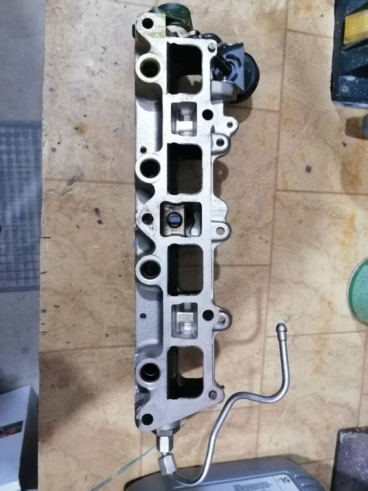 Galerie Admisie Cu Clapete 1.6 Fsi