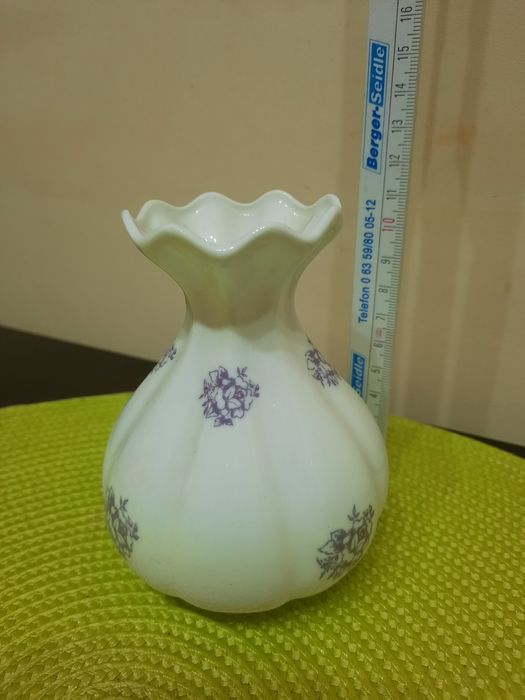 Vaze portelan, cristal, mari si mici dimensiuni