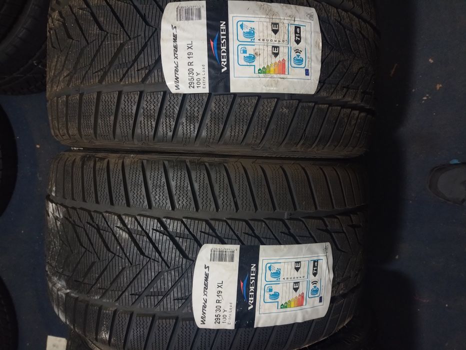4 anvelope NOI de iarna Vredestein 295/30 R19 dot 4519