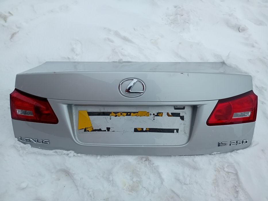 Крышка багажника Lexus is250 3поколение