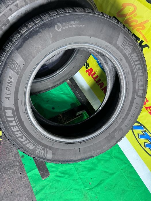 215/65R16 98H Michelin 6,1-5,5mm stare foarte buna