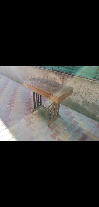 Стара шевна машина