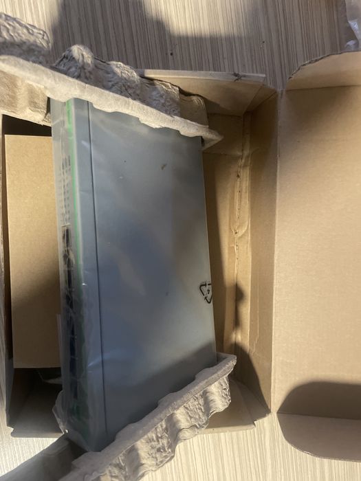 Switch Allied Telesis 8 porturi nou