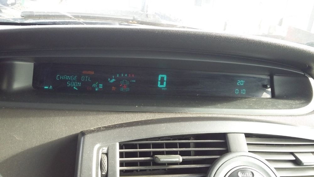 Рено меган сценик 1,5 дци. Renault Megane Scenic 1,5 dci. На части.