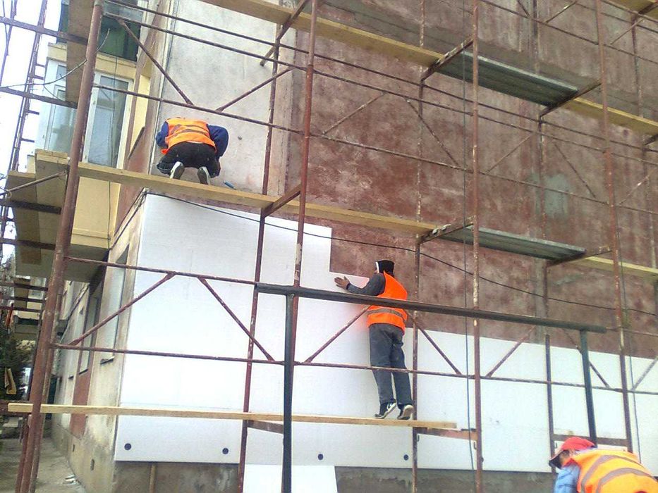 Alege o echipa specializata in acoperisuri - reparatii acoperisuri