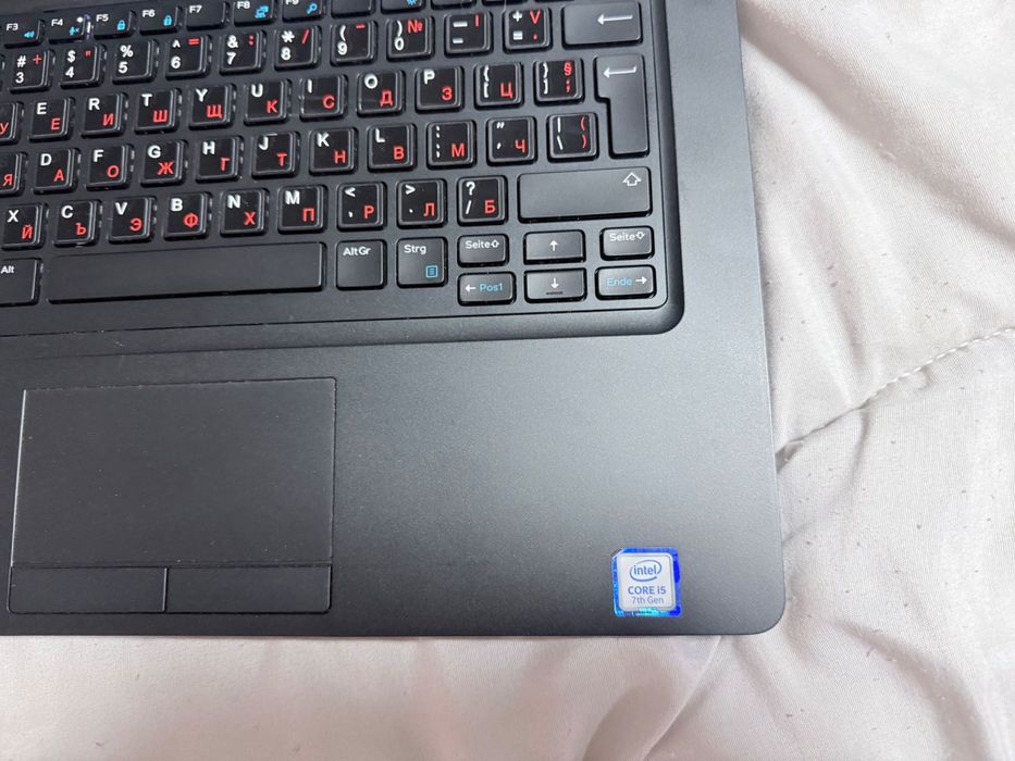 Като нов!Лаптоп Dell 5490