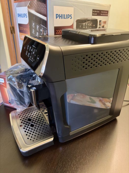 Espressor automat Philips LatteGo – stare impecabilă, in garantie pana in nov. 2027 !