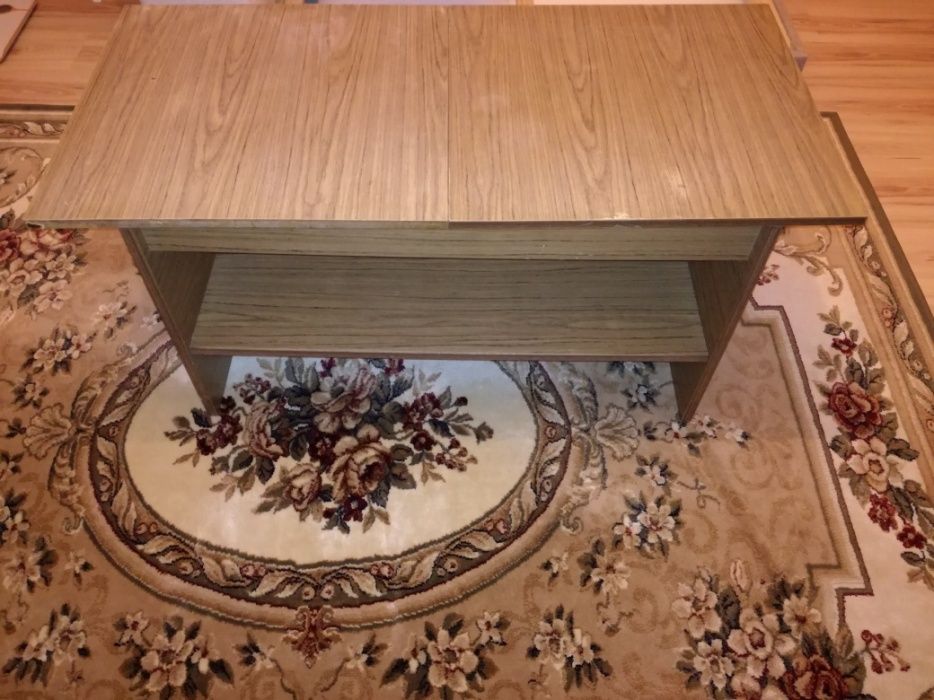 Холна Разтегателна Маса