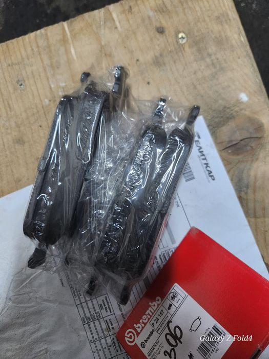 Предни дискове и накладки за Форд Куга 2017-2019г.