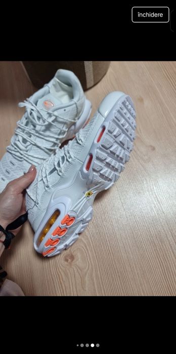 Adidași nike mărimea 44