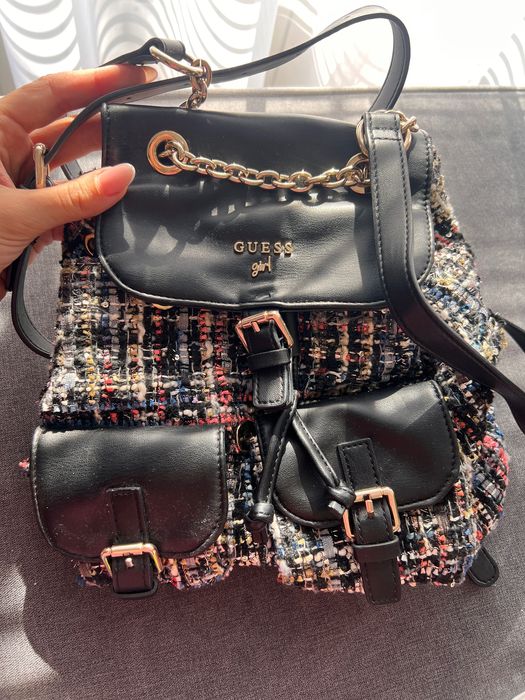 Раница на Guess