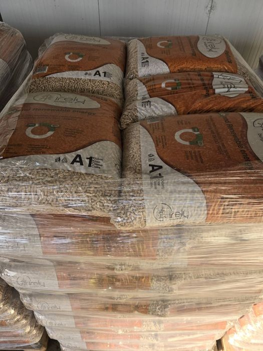 Пелети  от дървен материал