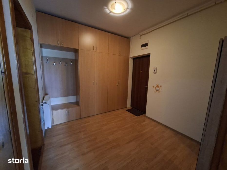 Apartament de inchiriat | 2 camere | Decomandat | Etaj 2 | Cartier Șt