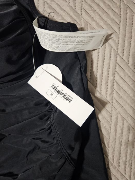 Costum de baie întreg, nou cu eticheta