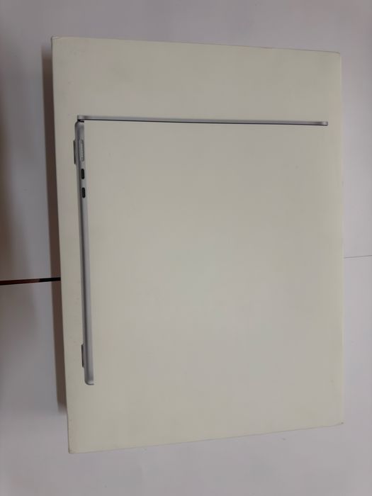 Apple Macbook Air m2 2022