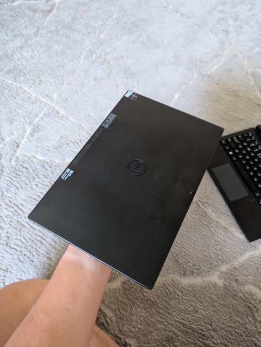 Laptop 2-in-1/Tabletă Dell Latitude 7275 - Touchscreen, Baterie NOUĂ, Pen inclus