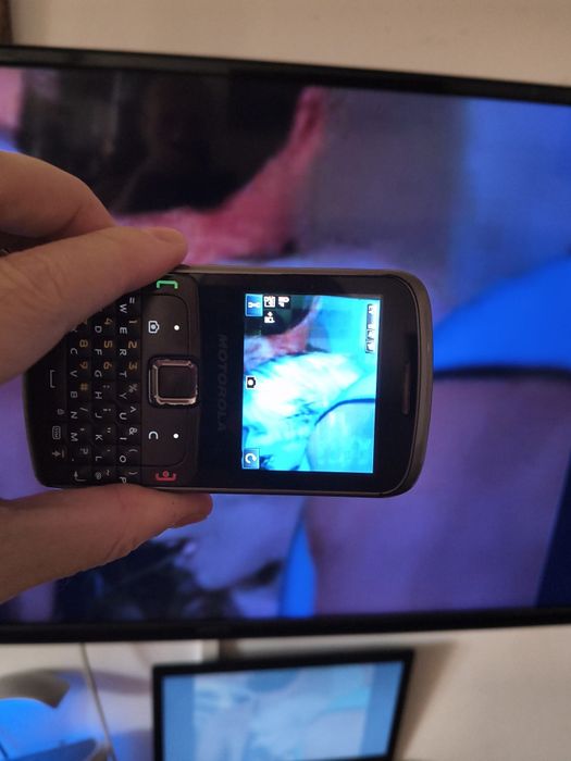 Motorola ex115 + cutie,dual SIM ( lb română)