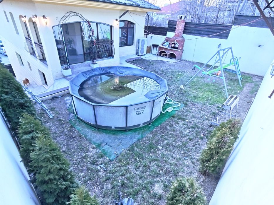 Casa S+D+P ultra central la 150m de piata noua