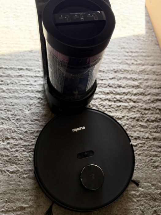 Robot de aspirare/spalare Eureka