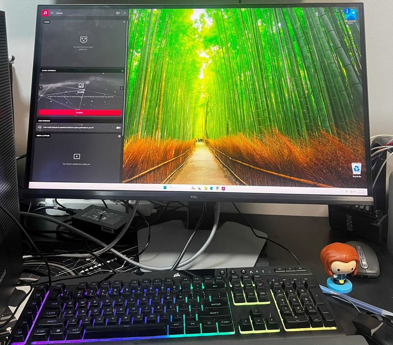 Pc Gaming / Monitor TCL 2K / I5 Gen 13 / 24 GB RAM / AMD RADEON RX 9060 XT * Krom Amanet Margeanului *