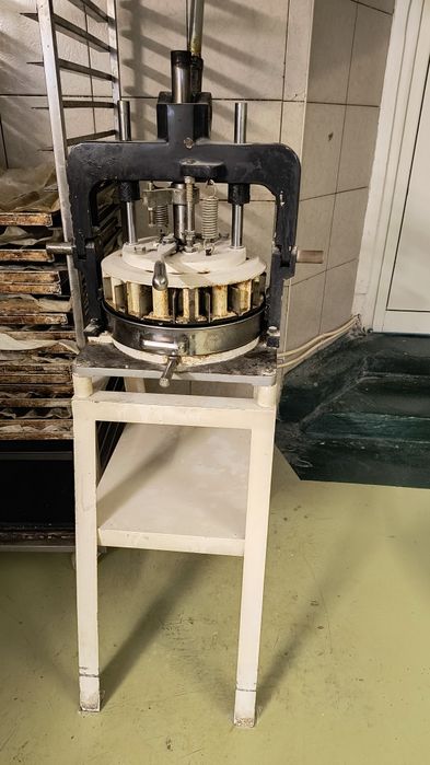 Vand utilaje brutarie