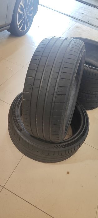 225/40/19- 255/35/19