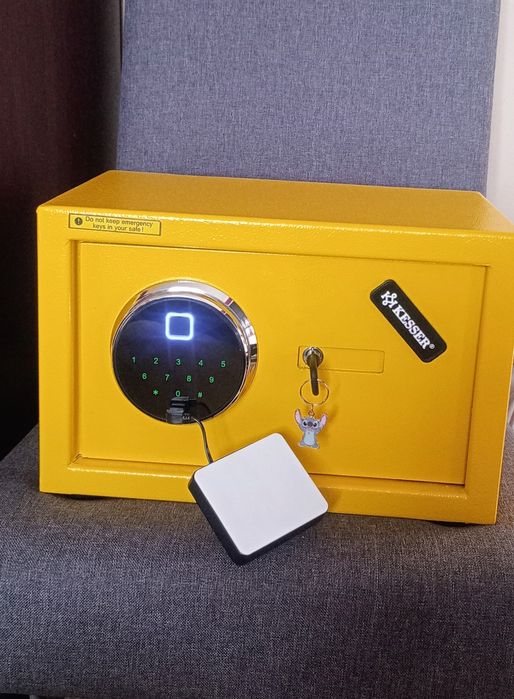 SEIF KESSER electronic cu alarmă și leduri în interior 12kg