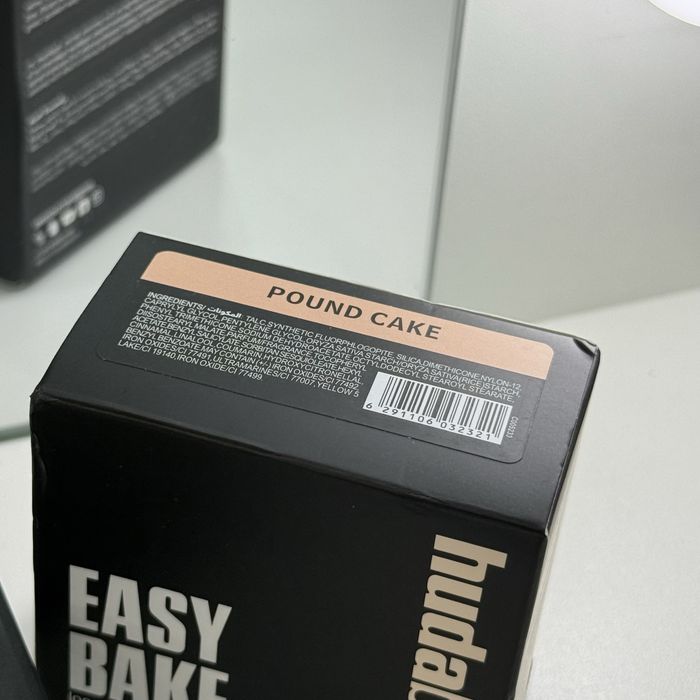 Пудра Huda Beauty Easy Bake - Pound Cake